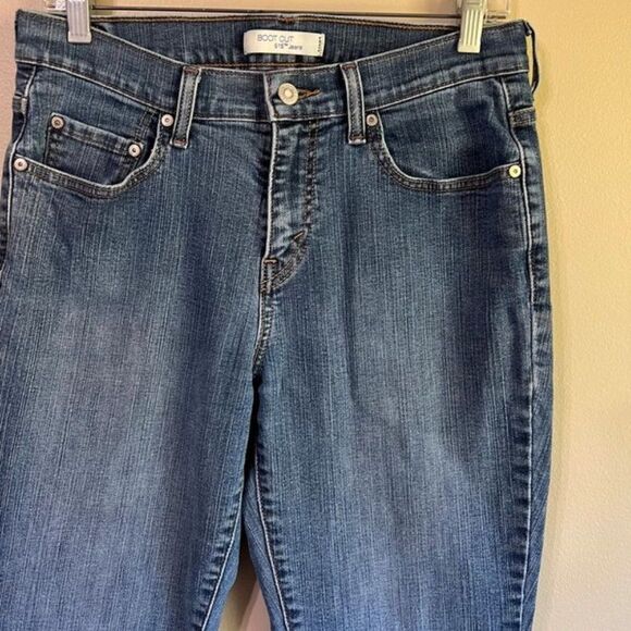 Levi's bootcut jeans size 8 medium - Picture 2 of 6